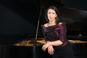 Eleonor Bindman, pianist